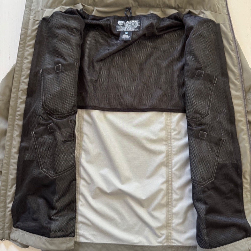 Kuhl Lightweight hooded jacket - Picture 5 of 8